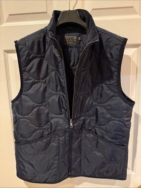 J. Crew Men's Quilted Navy Vest